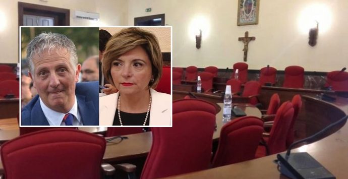 Vibo, Fusca (Azione): «Consigli comunali convocati sempre più di rado»