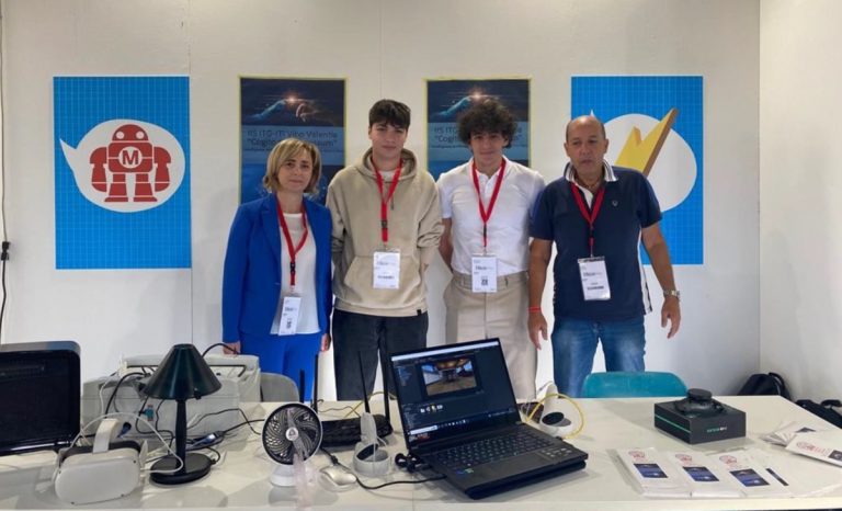 L’Itg-Iti di Vibo al Maker Faire di Roma con un “robot” che legge il pensiero