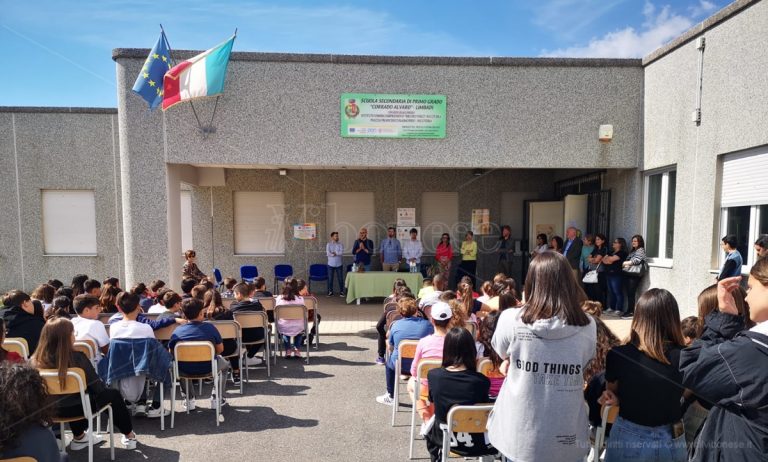 Alla scuola media di Limbadi il premio all’impegno civico “Piero Calamandrei”