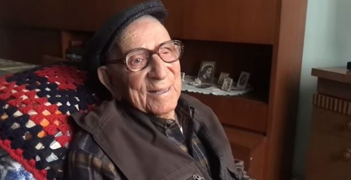 Simbario, Vincenzo Nardi ha compiuto 110 anni: è il più longevo della Calabria – Video