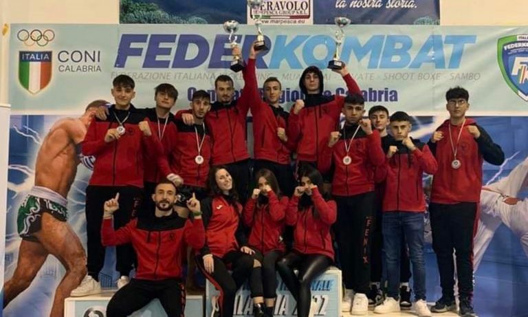 Campionati regionali di KickBoxing, sul podio gli atleti della Asd Fenix Vibo