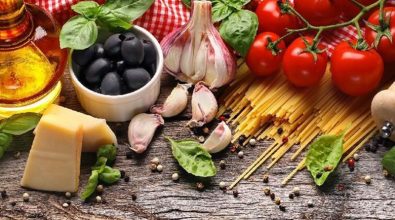 La dieta mediterranea riduce il rischio demenza, la ricerca celebra lo stile alimentare con radici a Nicotera