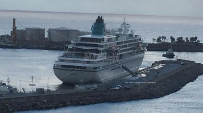 La nave da crociera “Amadea” arrivata nel Porto di Vibo Marina – Video