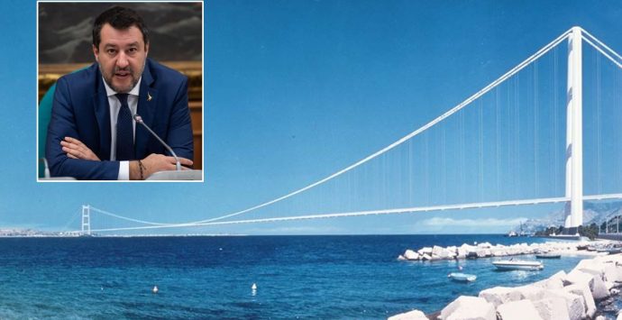 Ponte sullo Stretto, Salvini: «L’obiettivo è far partire i cantieri entro l’estate del 2024»