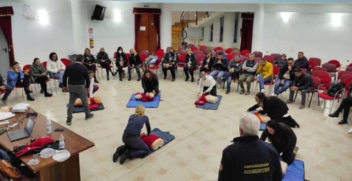 Rombiolo, concluso il corso per l’uso del defibrillatore e il primo soccorso