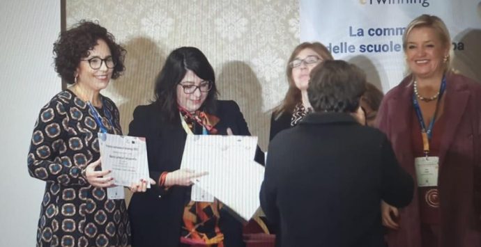 Vibo Valentia: al liceo scientifico “Berto” il Premio Nazionale eTwinning 2022