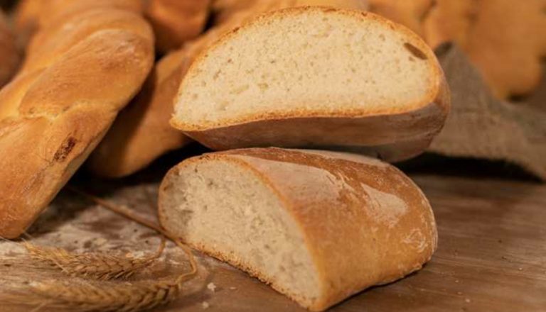 Prezzo del pane mai così alto nel Vibonese: a incidere il costo della farina e dell’energia