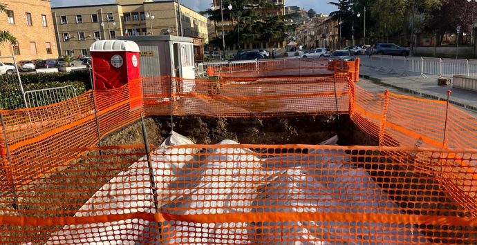 Piazza Municipio, chiusi i saggi preliminari ai lavori di riqualificazione