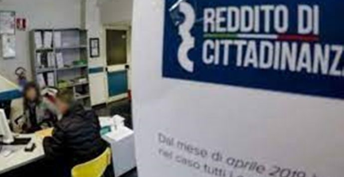 Reddito di cittadinanza percepito illecitamente, 22 denunce nel Reggino