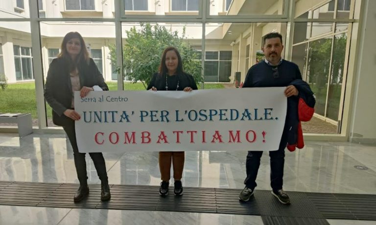 Prosegue la mobilitazione del movimento civico a difesa dell’ospedale San Bruno – Video