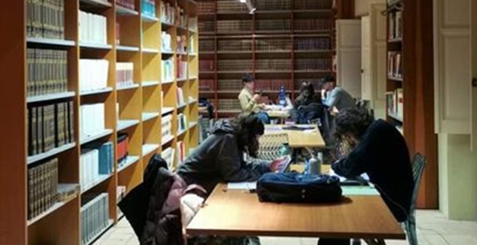 Sistema bibliotecario vibonese: «Si tenta di non morire nel silenzio della città»