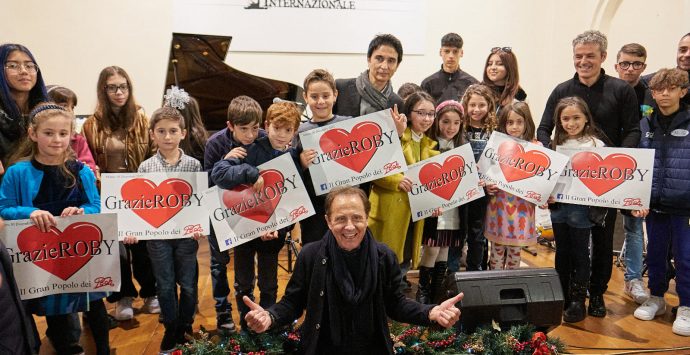 Mileto, tripudio per la visita di Roby Facchinetti al Cantiere musicale internazionale