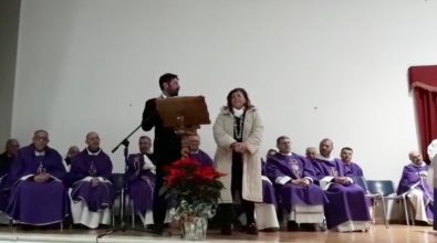 Il vescovo Attilio Nostro ordina tre nuovi diaconi: la cerimonia nel carcere di Vibo