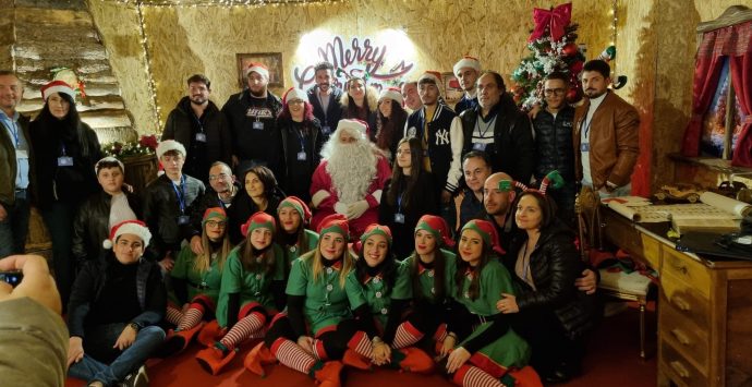 Paravati, boom di visitatori ad ammirare la “Casa di Babbo Natale” – Foto