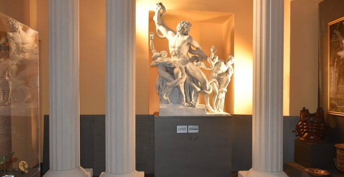 A Vibo inaugurato l’Odissea museum: viaggio artistico nell’opera omerica