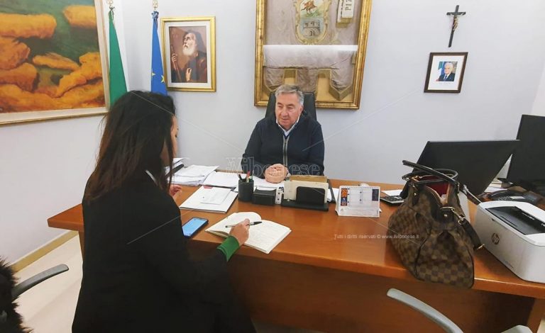 Intervista al sindaco di Pizzo a sei mesi dall’insediamento. Ecco quanto realizzato, i progetti e le criticità