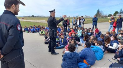 Gli alunni dell’Istituto Vespucci di Vibo Marina incontrano gli eroi dell’aria – Video