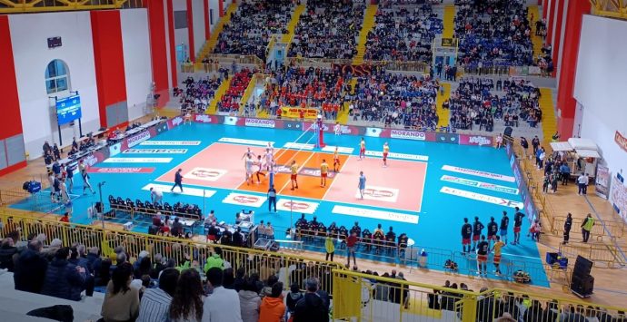 Volley, la finale della Coppa Italia al PalaMaiata: la Tonno Callipo sfida Castellana Grotte