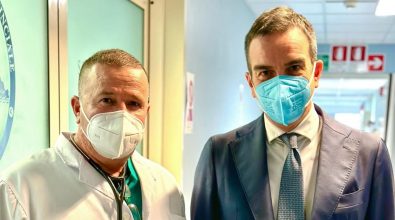 Medici cubani in servizio negli ospedali calabresi: visita a sorpresa di Occhiuto