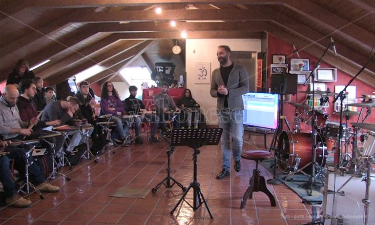 Drum Day Calabria: sold out a Vibo Valentia per la masterclass di batteria – Video