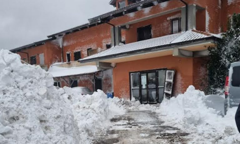 Emergenza neve a Brognaturo, il sindaco ringrazia istituzioni e cittadini