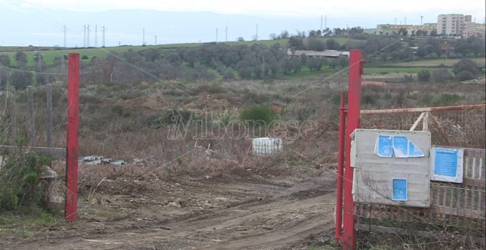 Nuovo ospedale di Vibo, arriva l’ennesimo rinvio per l’inizio dei lavori: «Forse a metà marzo…» – Video