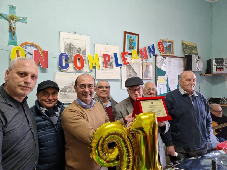 Festa grande a Mileto per i 91 anni di don Ciccio Gulotta