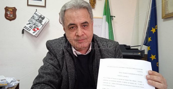 Nicotera, l’ultimatum del sindaco: «Se la Guardia medica chiude di nuovo, martedì sarò in Procura» – Video