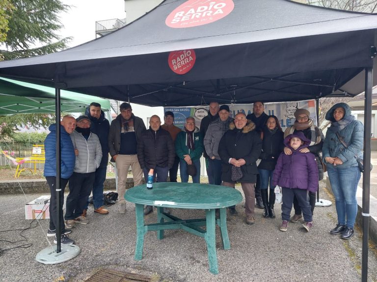 Ospedale di Serra: dopo l’ultimo sit-in il “comitato San Bruno” annuncia un corteo