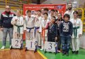 Karate, incetta di medaglie a Catanzaro per i ragazzi di Vibo Marina