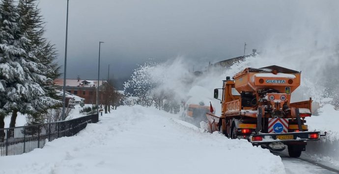 Emergenza neve a Fabrizia e Nardodipace: prorogata la chiusura delle scuole