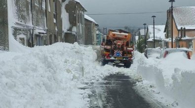 Neve nel Vibonese: Serre e Preserre tra disagi e scuole chiuse