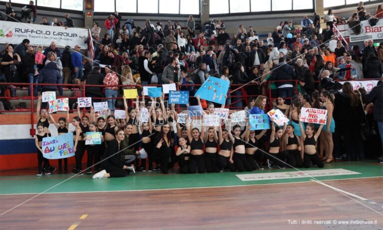 La Dance Academy F&M di Pizzo fa incetta di medaglie al campionato regionale Csen – Foto