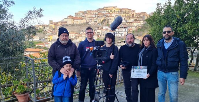 Ciak si gira a Monterosso Calabro: al via le riprese del film “Lacrime di fango” – Video