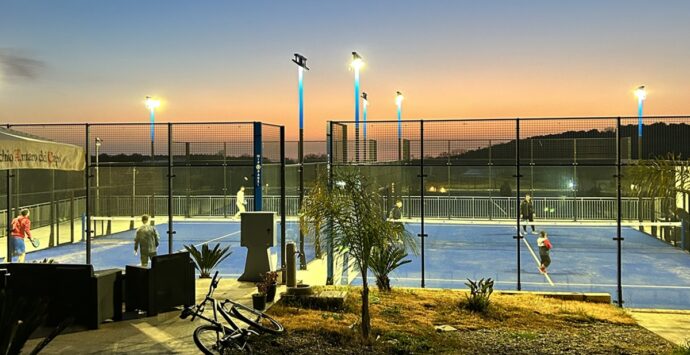 A Limbadi apre il Centro sportivo: due campi da padel e area fitness