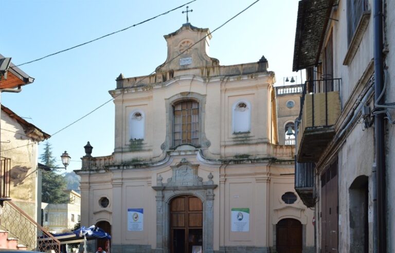 Furto in chiesa a Gerocarne, indagano i carabinieri