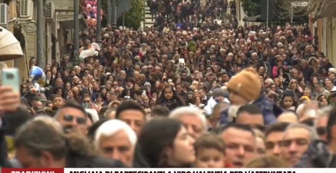 L’Affruntata di Vibo Valentia: la gioia e la commozione di chi l’ha vissuta – Video