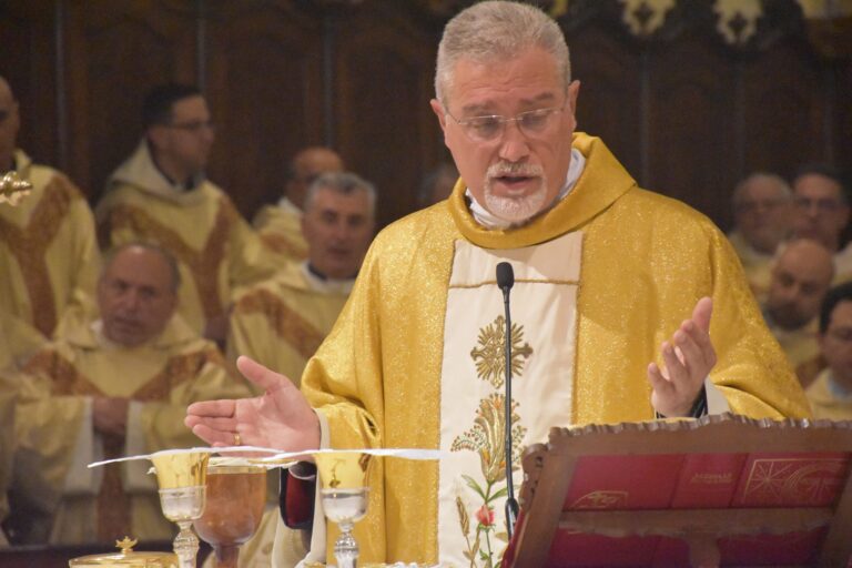 Diocesi di Mileto, trent’anni di sacerdozio del vescovo: «Dio vicino anche nei momenti difficili» – Video