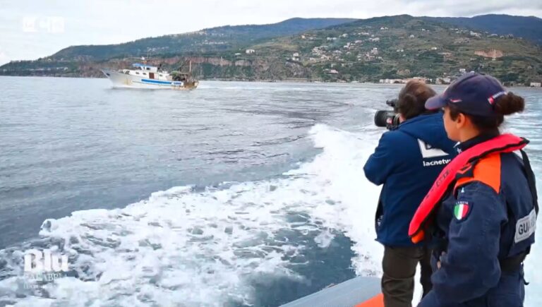 L’Isola di Cirella e lo scoglio della Regina al centro della prima puntata di Blu Calabria -Video