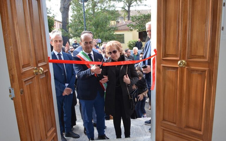 Mileto, nel centro cittadino apre i battenti la Casa della cultura