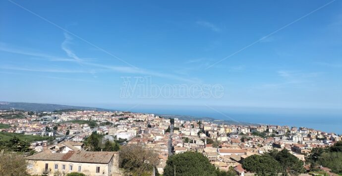 Dal “caso” acqua alla viabilità colabrodo, Codacons Vibo: «Per rilanciare il territorio servono servizi di qualità»