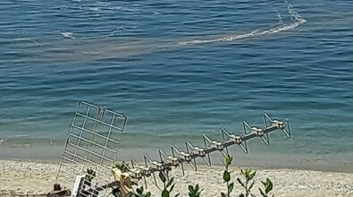 Bivona, proteste per il mare sporco e la poca cura di alcune battigie