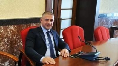 Giuseppe Russo torna in Consiglio e aderisce al gruppo Cuore Vibonese: «Scusate il ritardo, colpa di chi era attaccato alla poltrona»