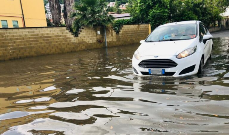 Vibo marina: poche ore di pioggia costringono i cittadini a uno scenario desolante