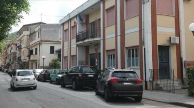 Parghelia, l’opposizione invoca «legalità» e mette sulla graticola il sindaco