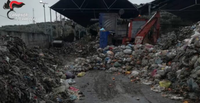 Traffico illecito di rifiuti, 20 indagati e sequestri per 4 milioni di euro in Calabria -Video