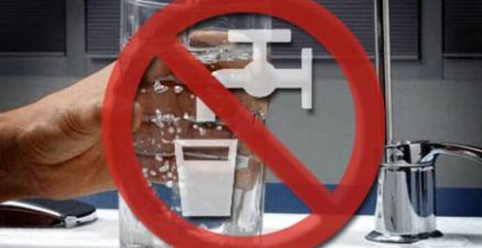 Limbadi: divieto per uso alimentare da una fontana e nella frazione di San Nicola De Legistis