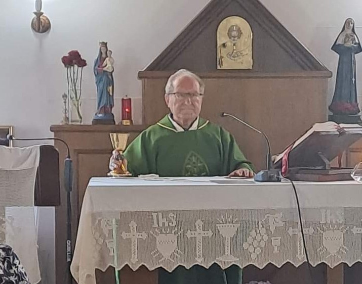 Vibo, sessant’anni di sacerdozio di don Giuseppe Fiorillo: gli auguri di Libera