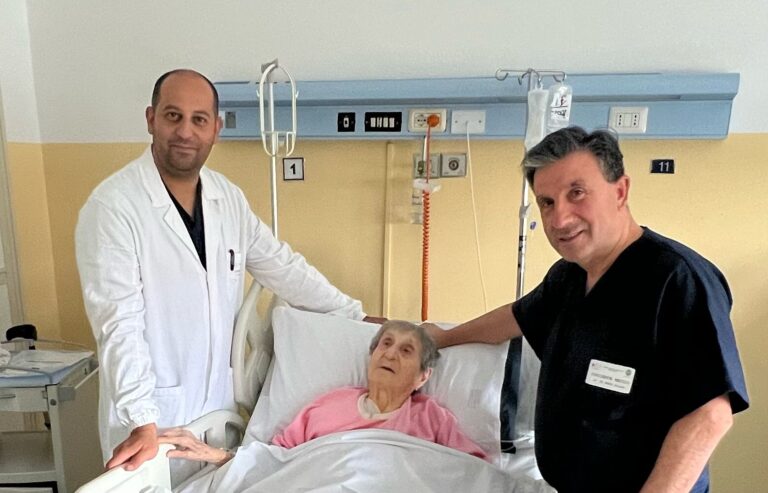 Ospedale di Vibo, buona sanità: operata a 103 anni in urgenza