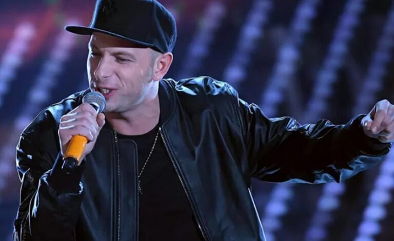 San Costantino Calabro, grande attesa per il concerto di Clementino